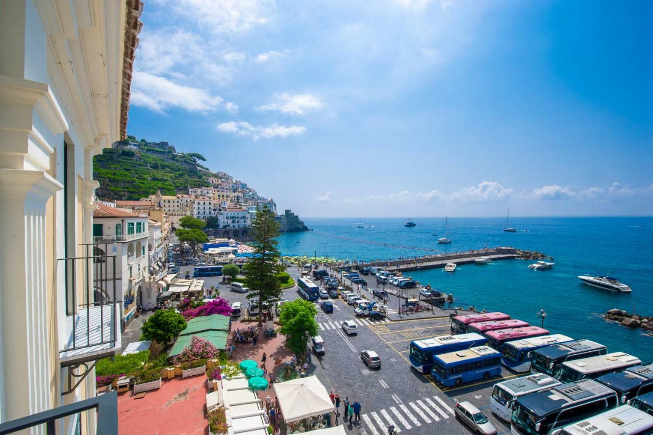 Amalfi Moon Lägenhet Exteriör bild
